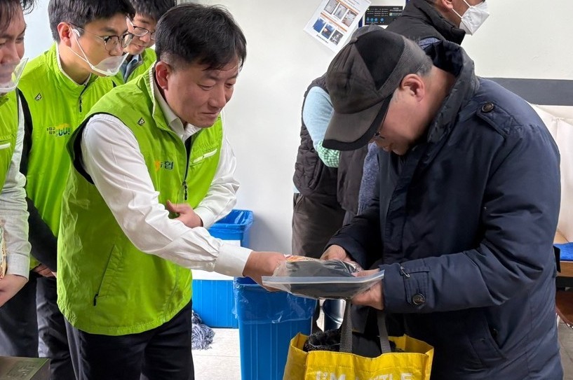 [CSR 리포트下] 상호금융권, 겨울 추위 녹이는 사회 공헌... 지역사회로... - 뉴스 썸네일 이미지