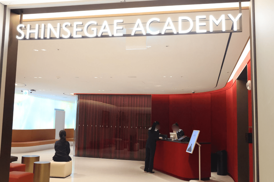 [뉴 시니어 리포트 下] 헬스케어 넘어 '라이프케어' 나선 기업들 - 뉴스 썸네일 이미지